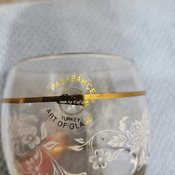 Pasabahce Circle of Art * White Rose Wine Glasses* 8.25oz. - Picture 10 of 12